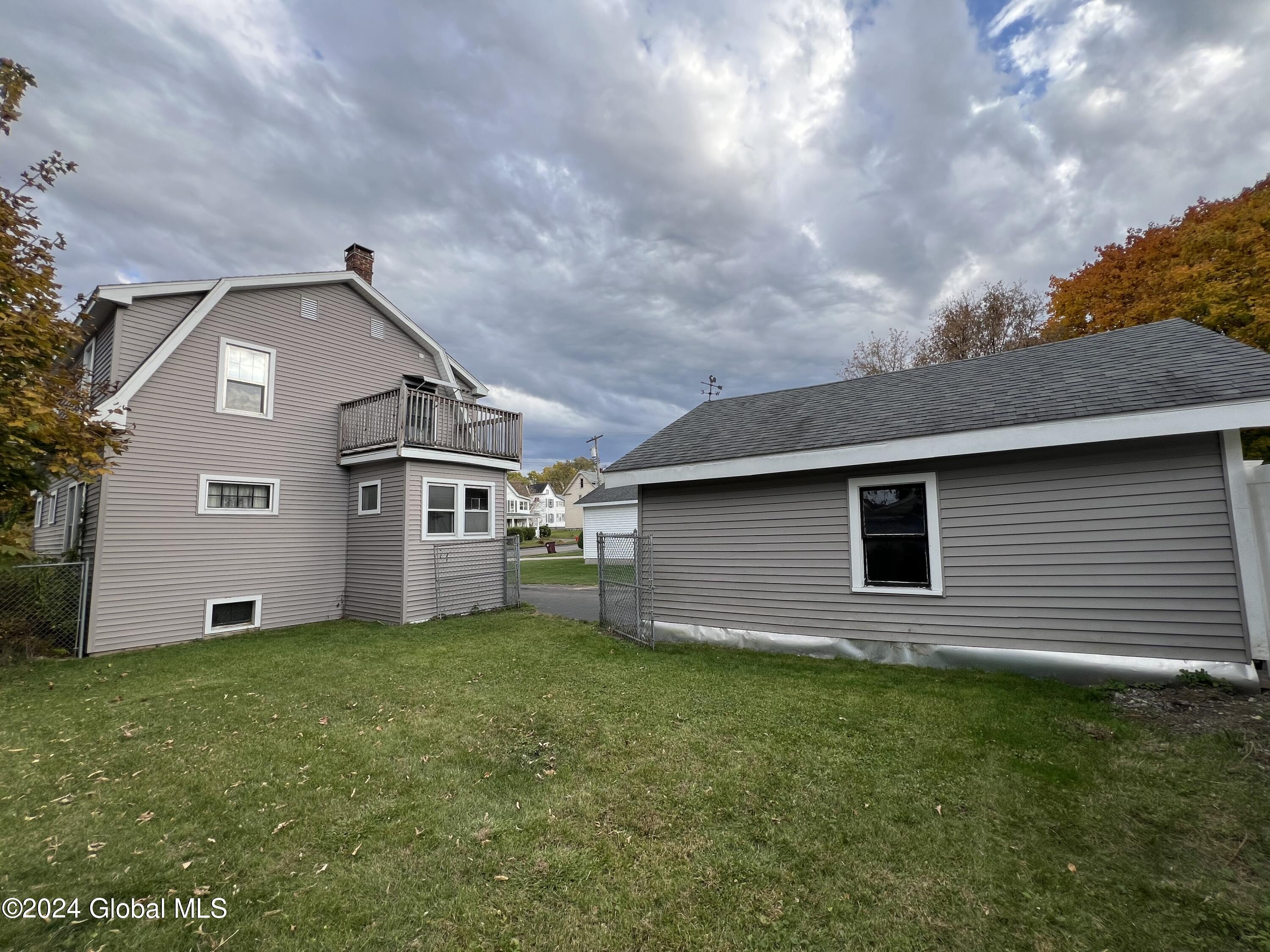 65 Helwig Street