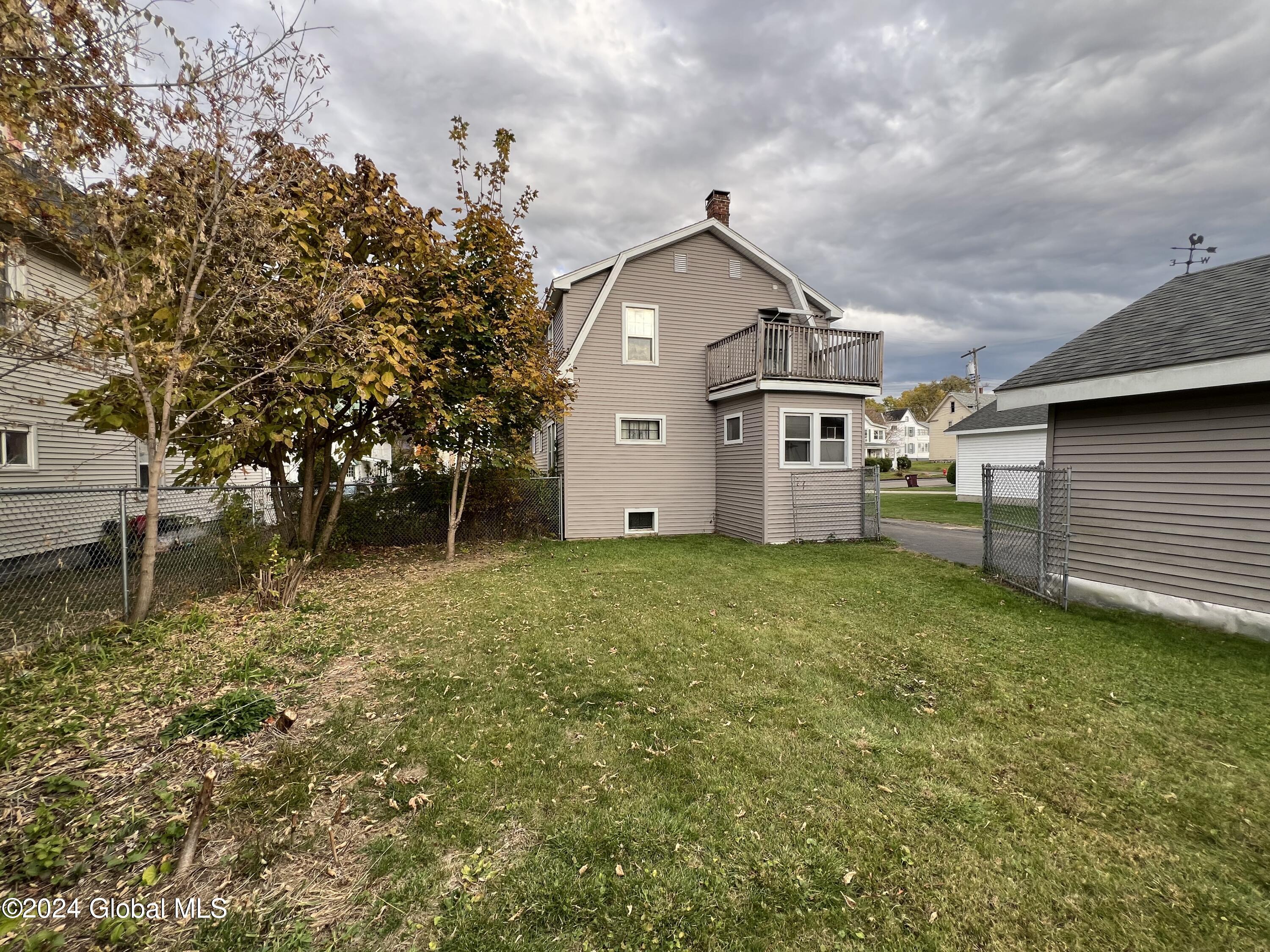 65 Helwig Street