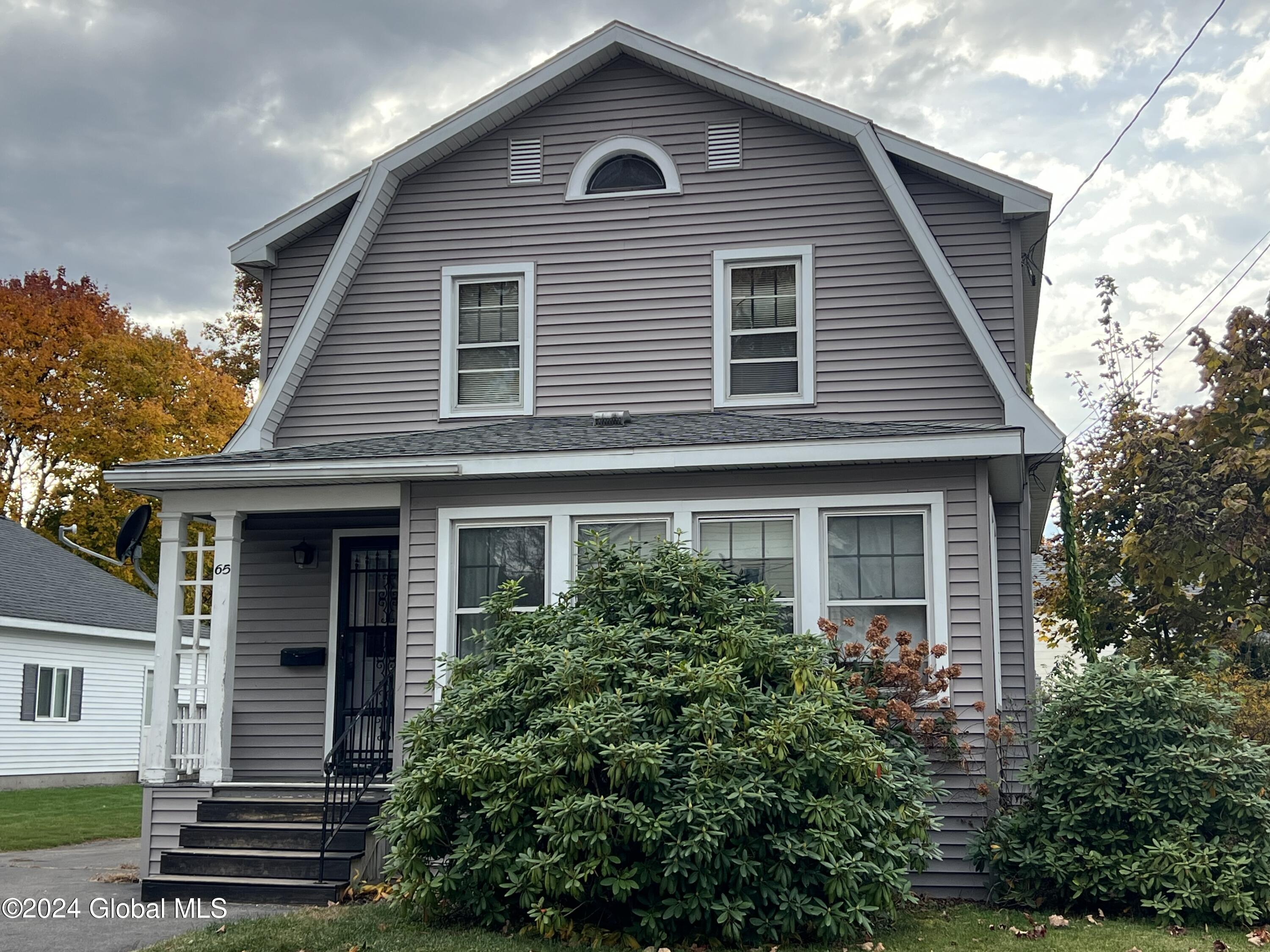 65 Helwig Street