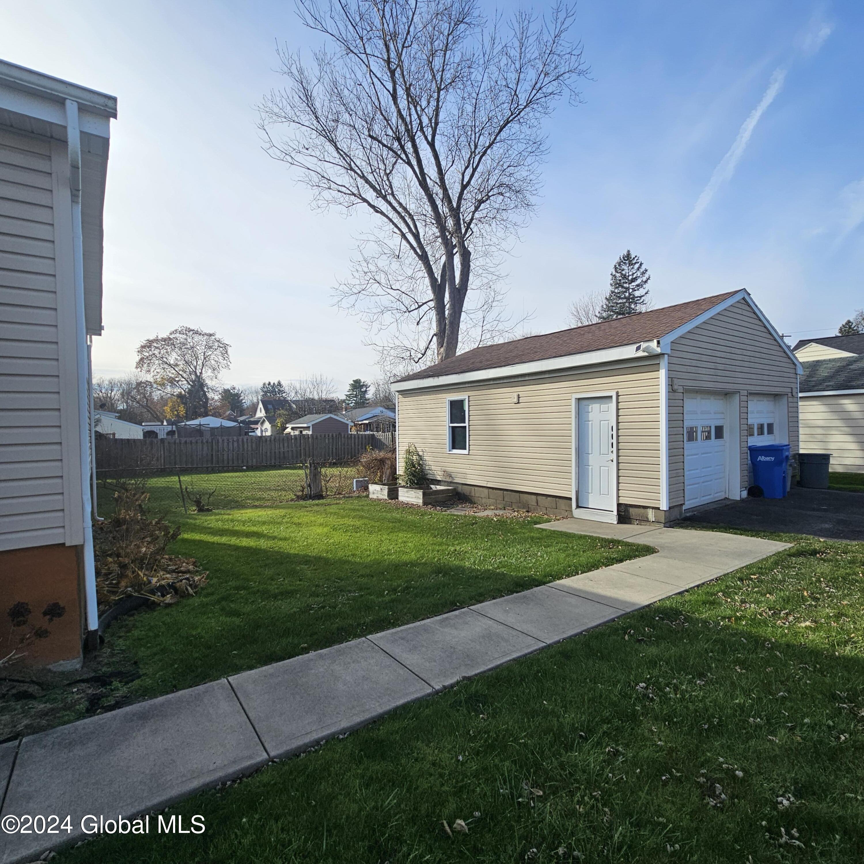 138 Russell Road
