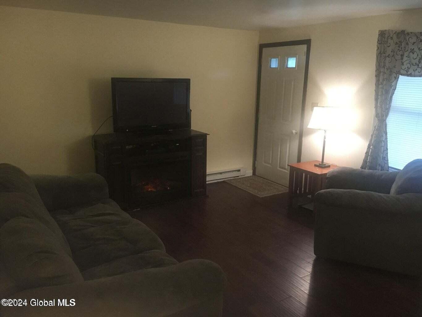 224 W Milton Road