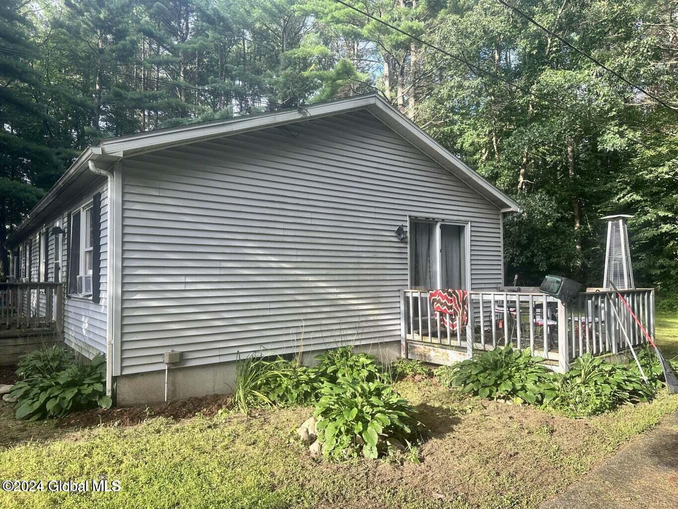 224 W Milton Road