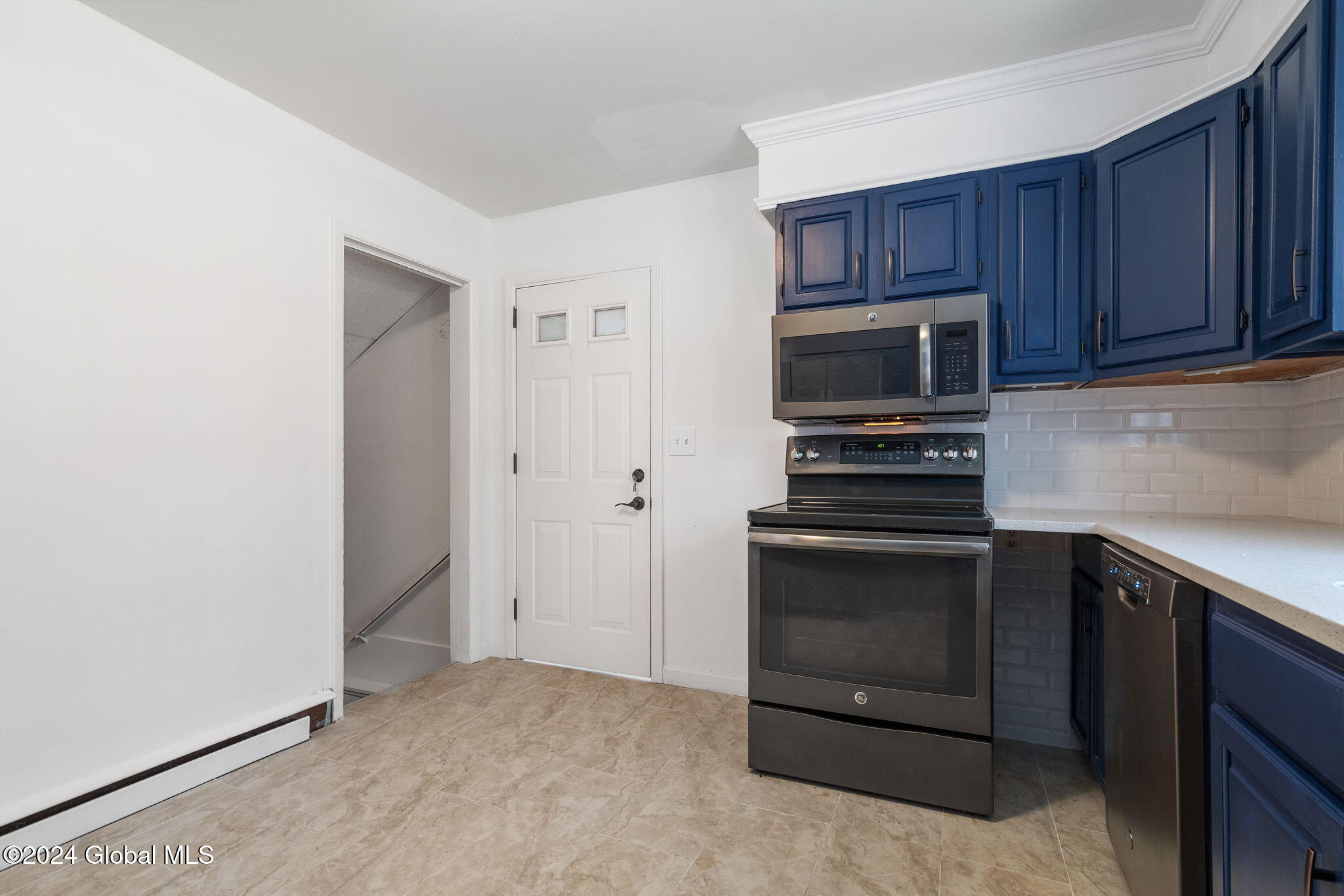 18 Denison Road
