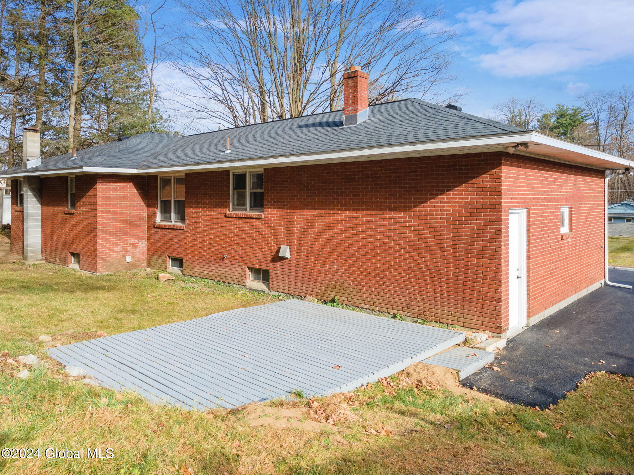 18 Denison Road