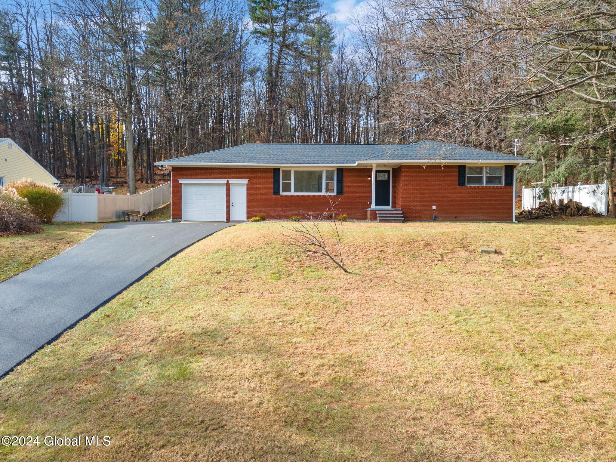 18 Denison Road