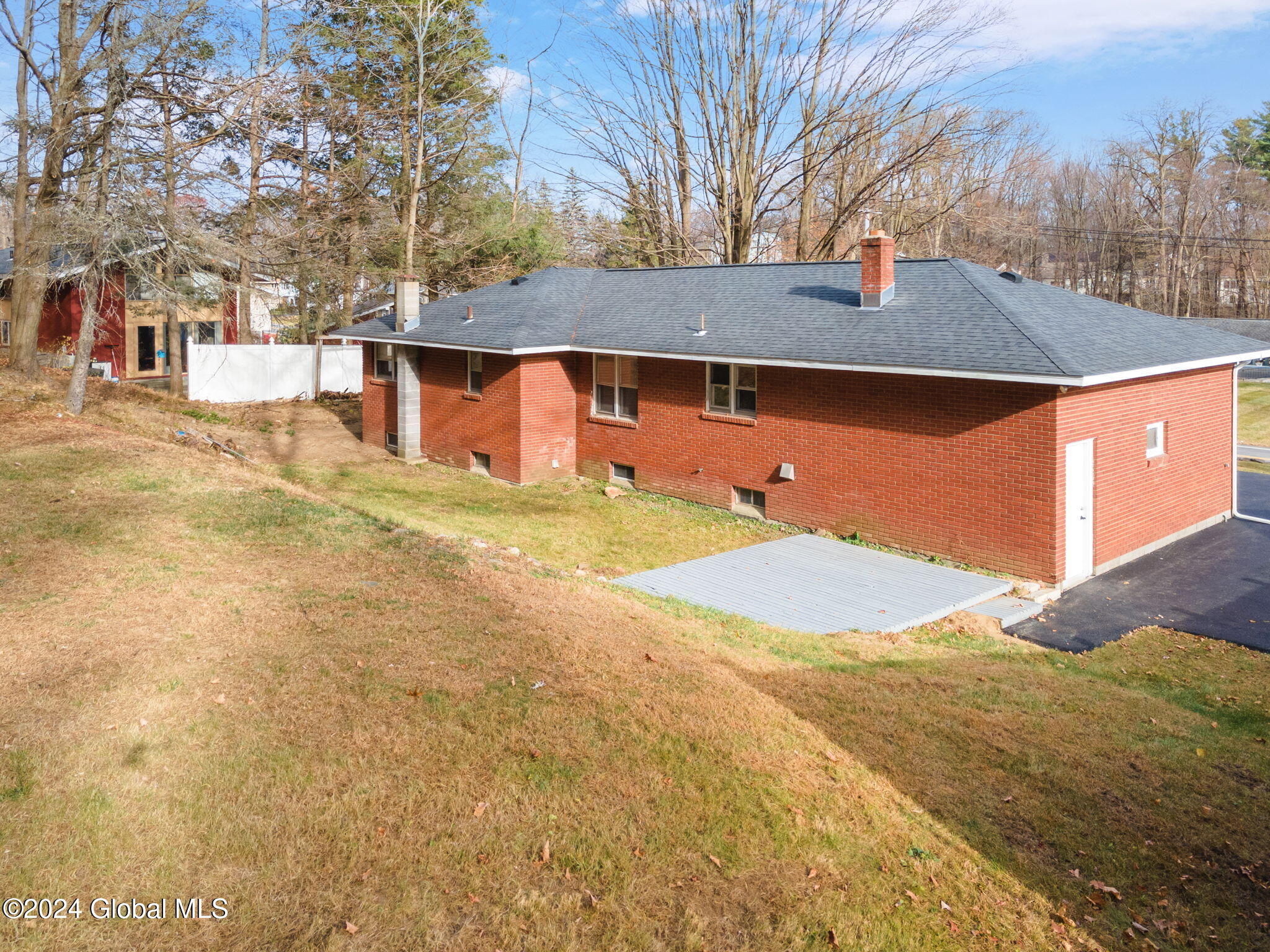 18 Denison Road