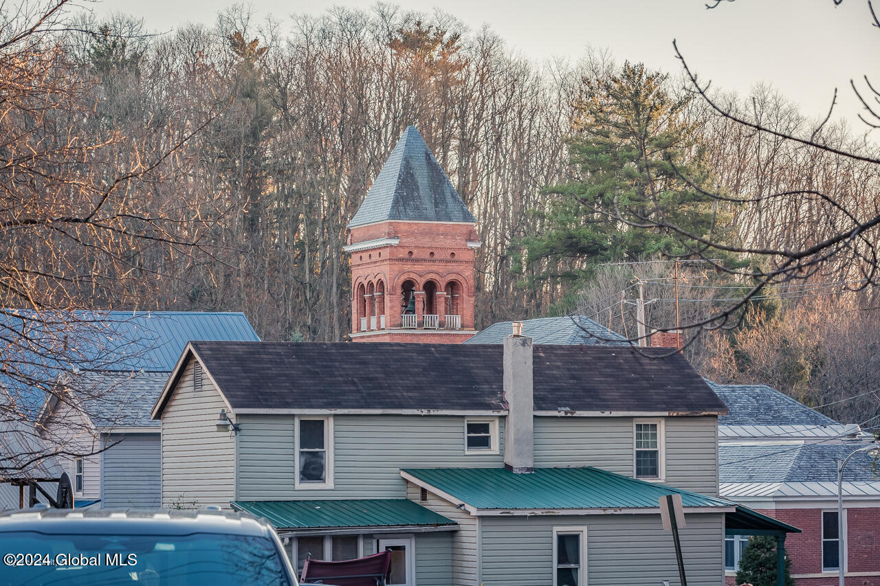 125 Court Street