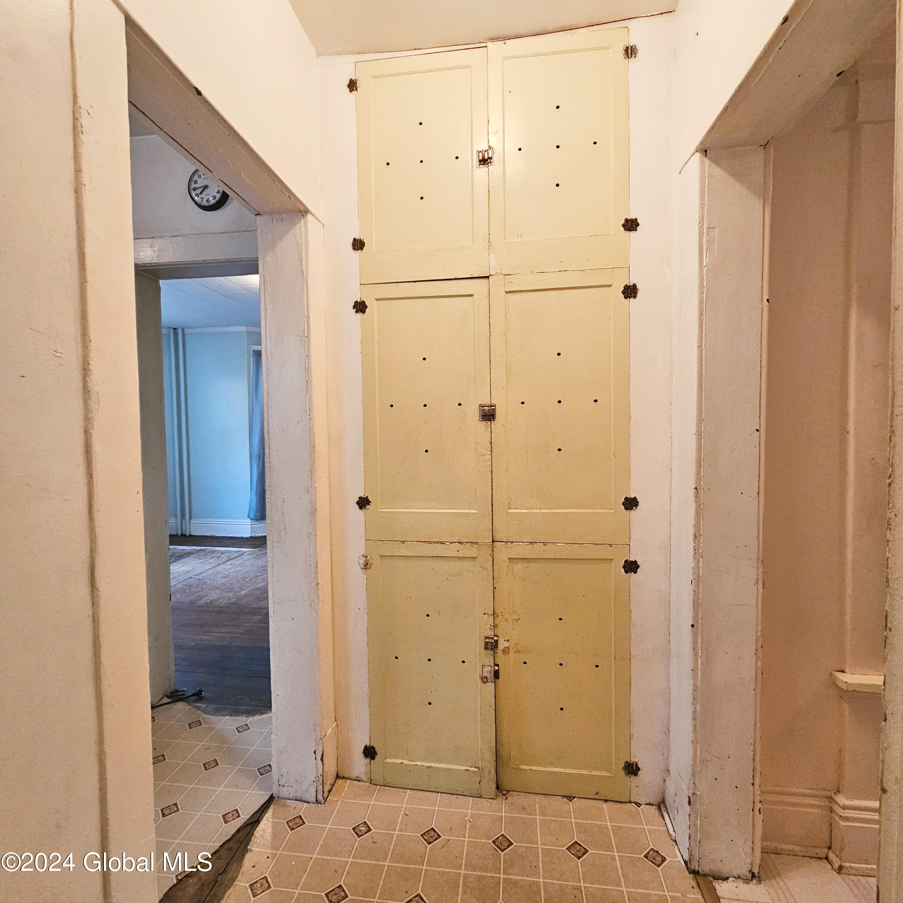 21 Lincoln Avenue