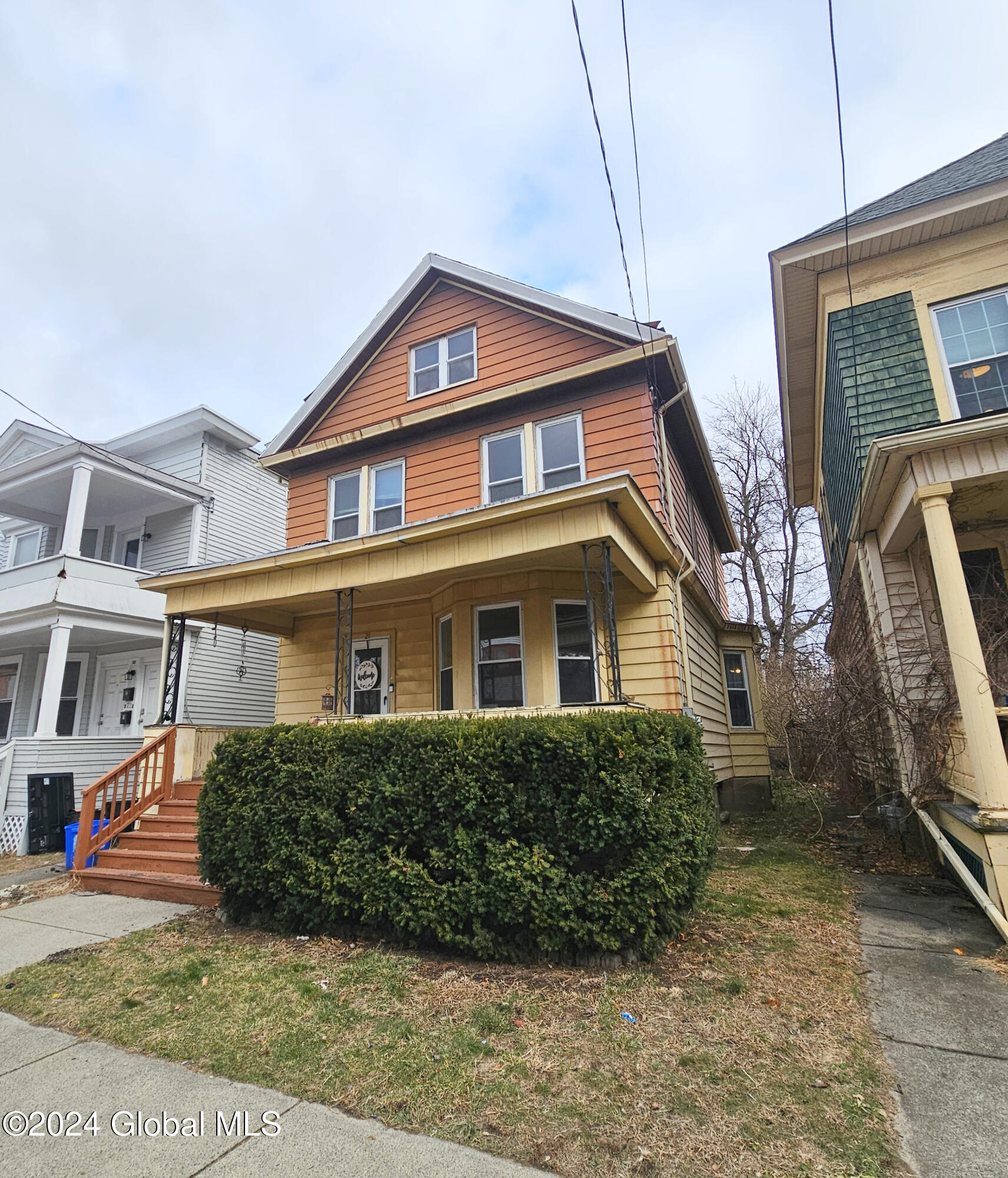 21 Lincoln Avenue