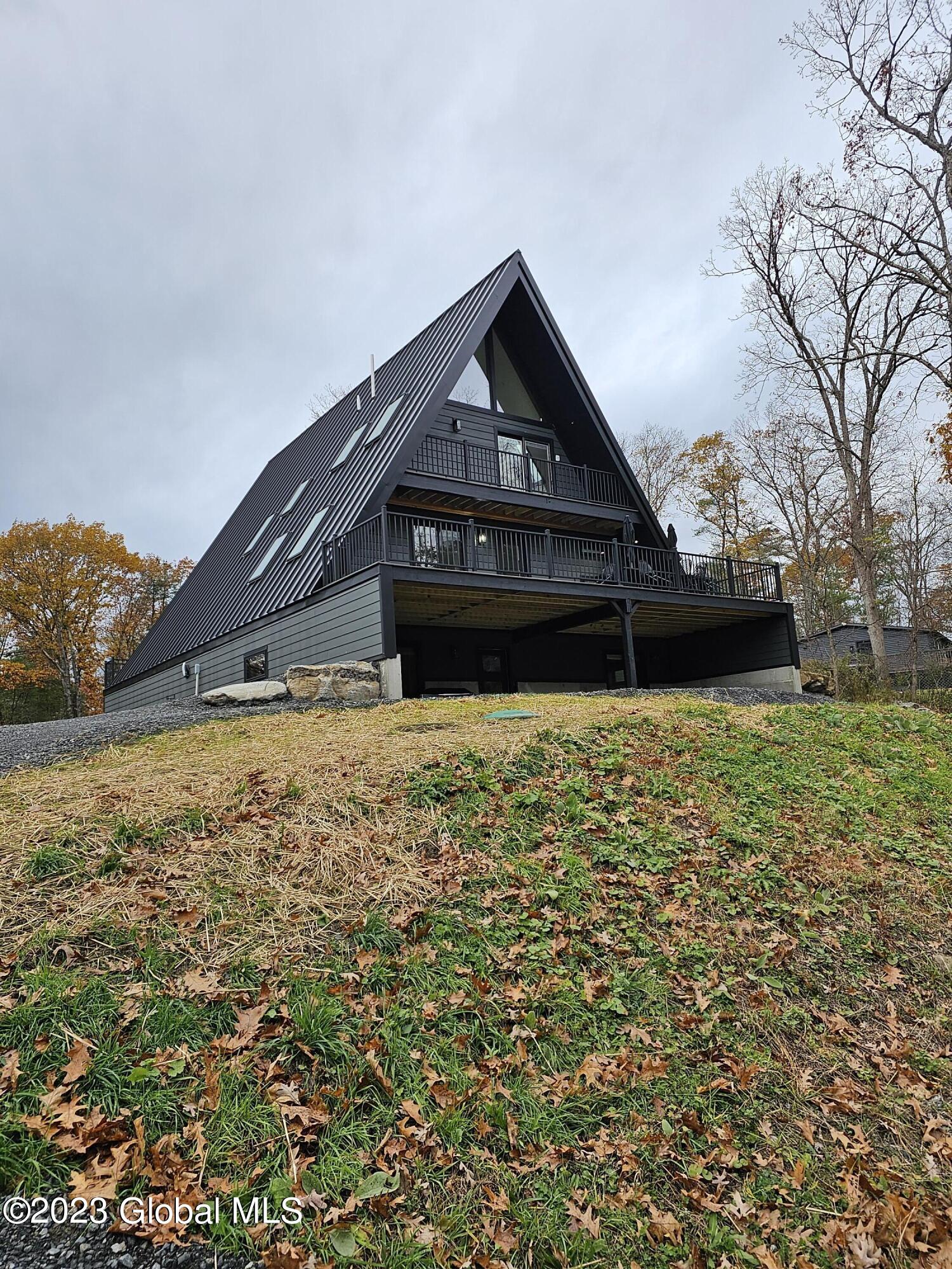 686 Green Lake Road