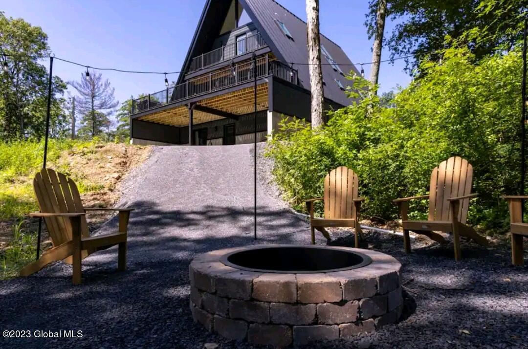 686 Green Lake Road
