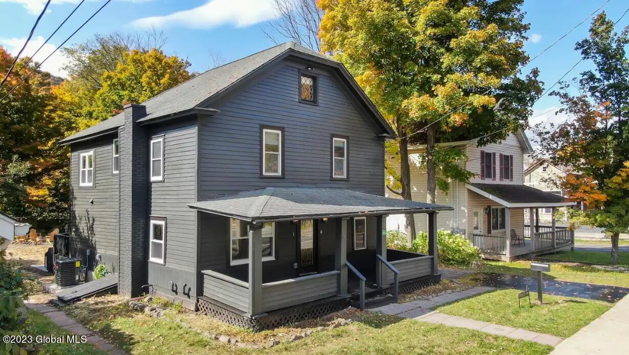 7913 Main Street