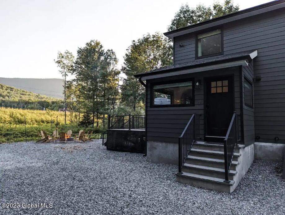 47 Maple Avenue