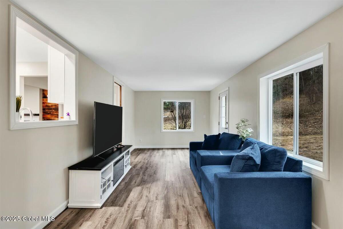 837 Sacandaga Road