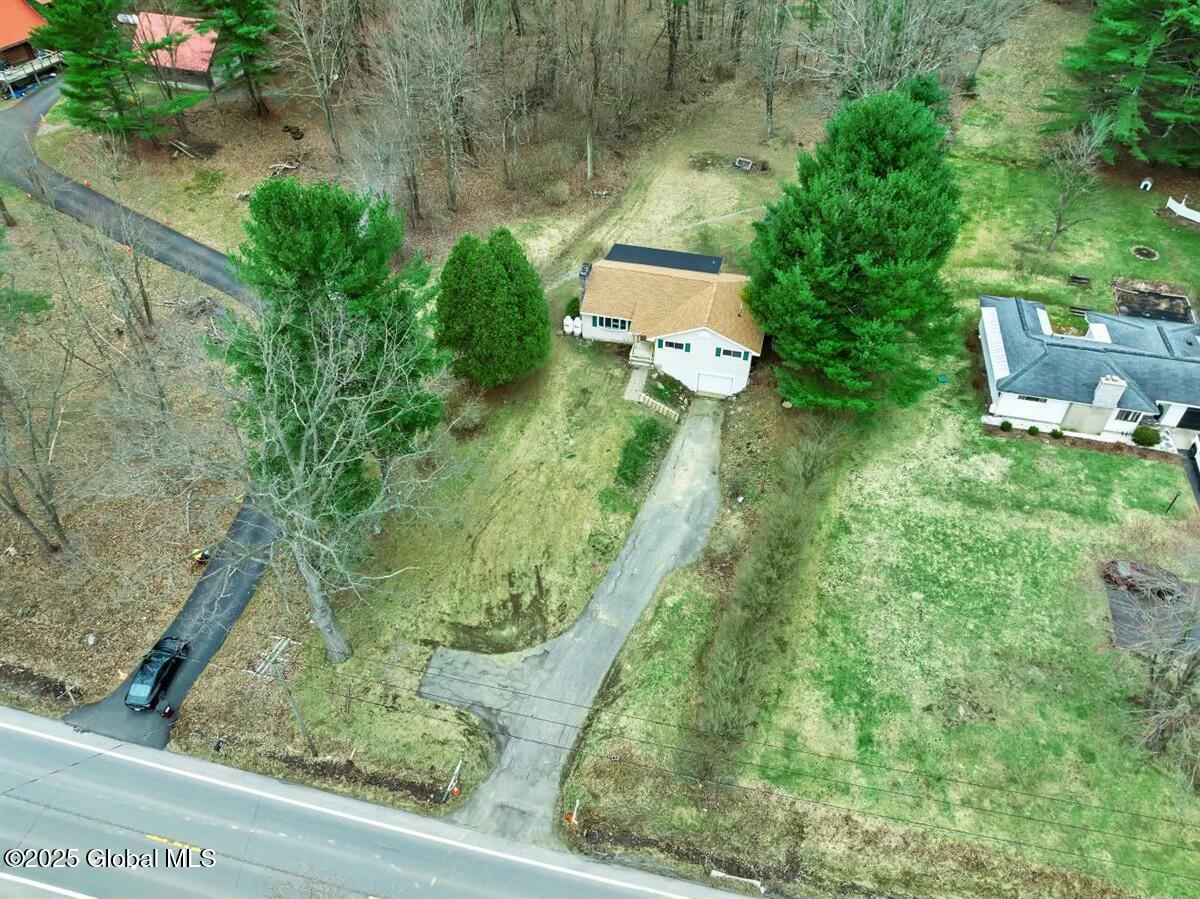 837 Sacandaga Road