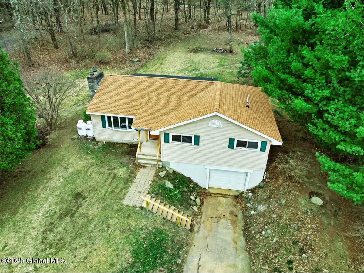 837 Sacandaga Road