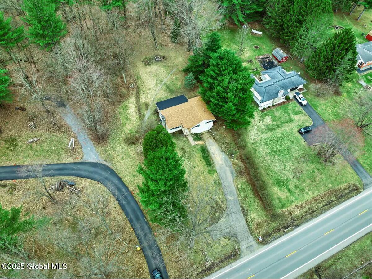 837 Sacandaga Road
