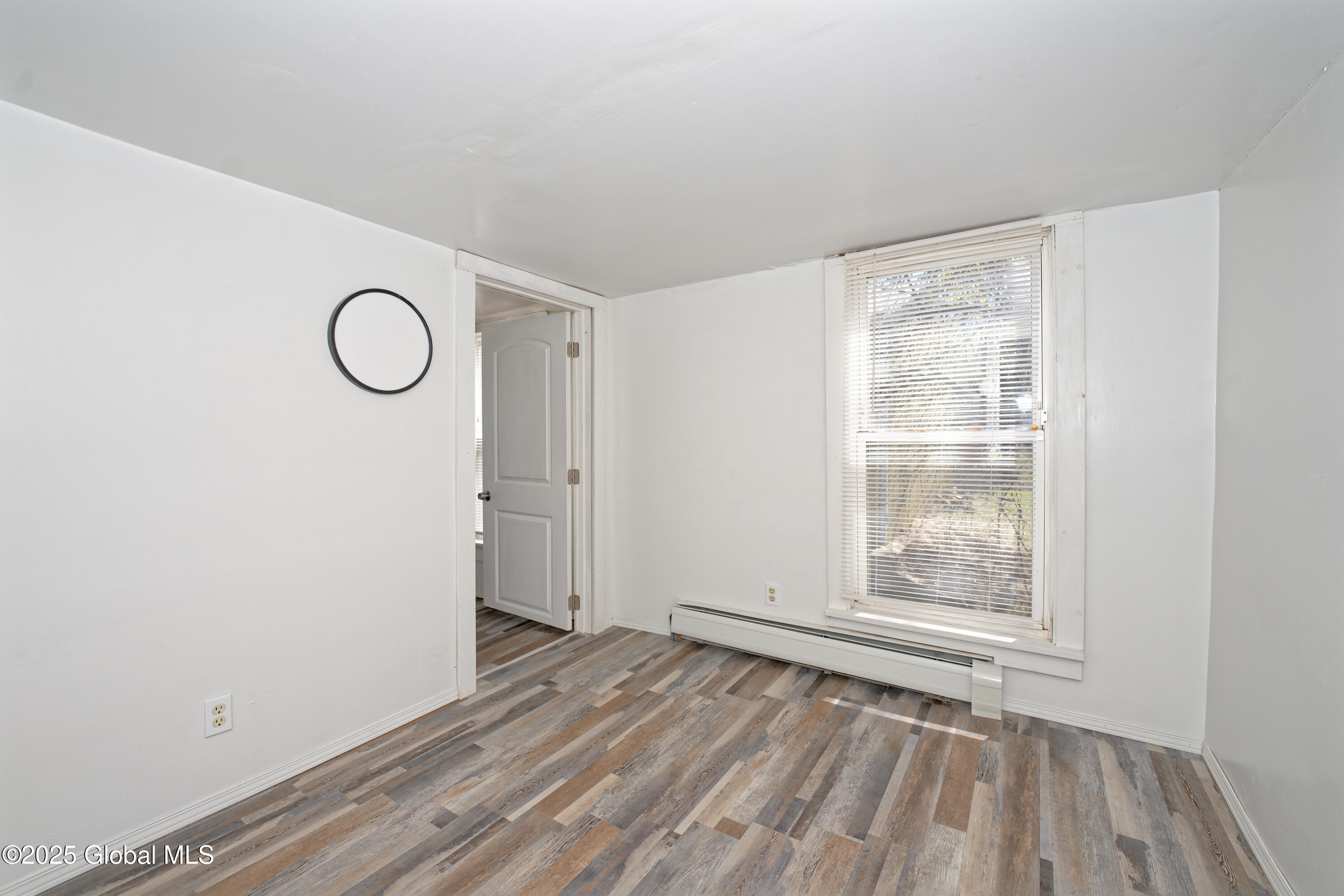 106 W Green Street