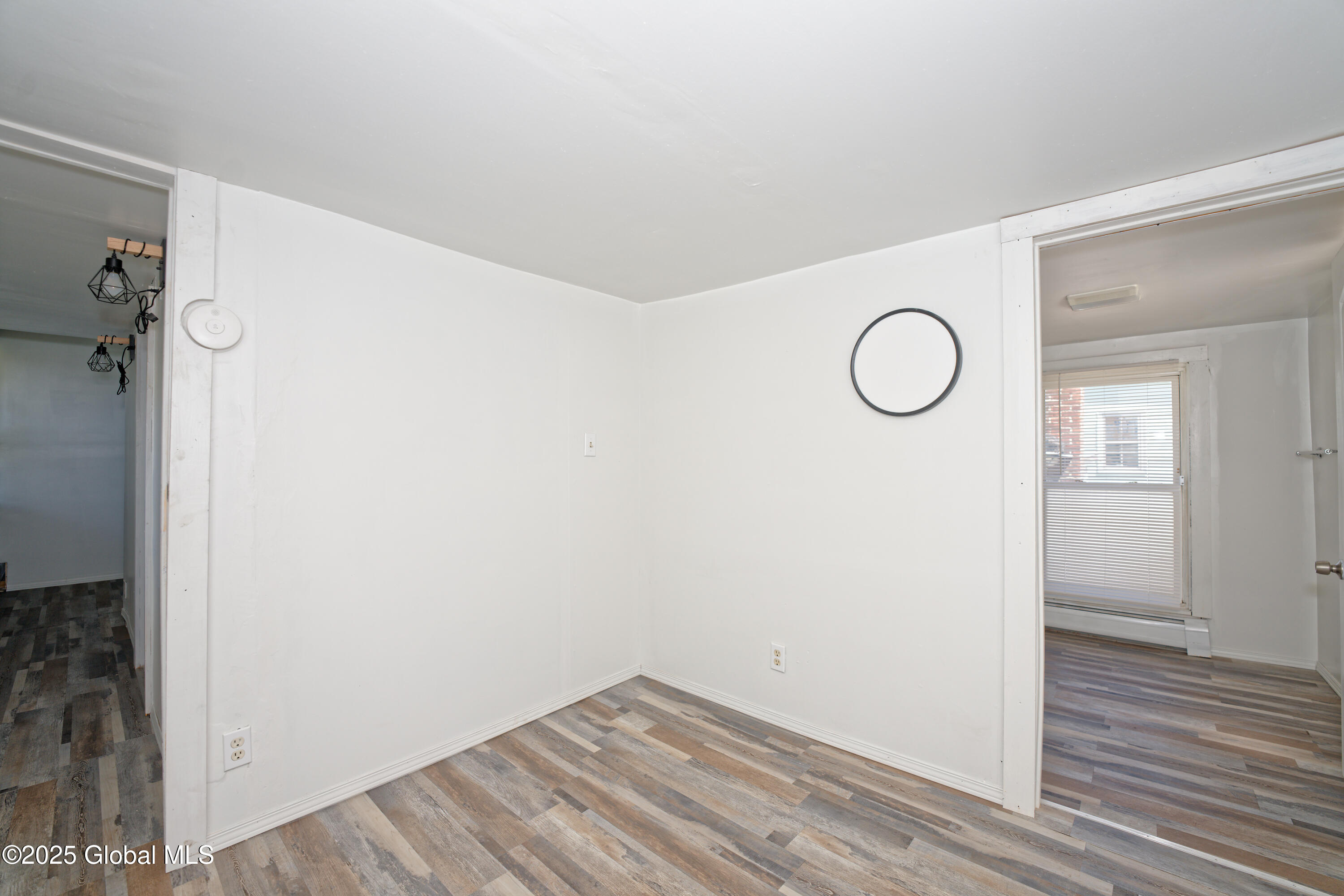 106 W Green Street