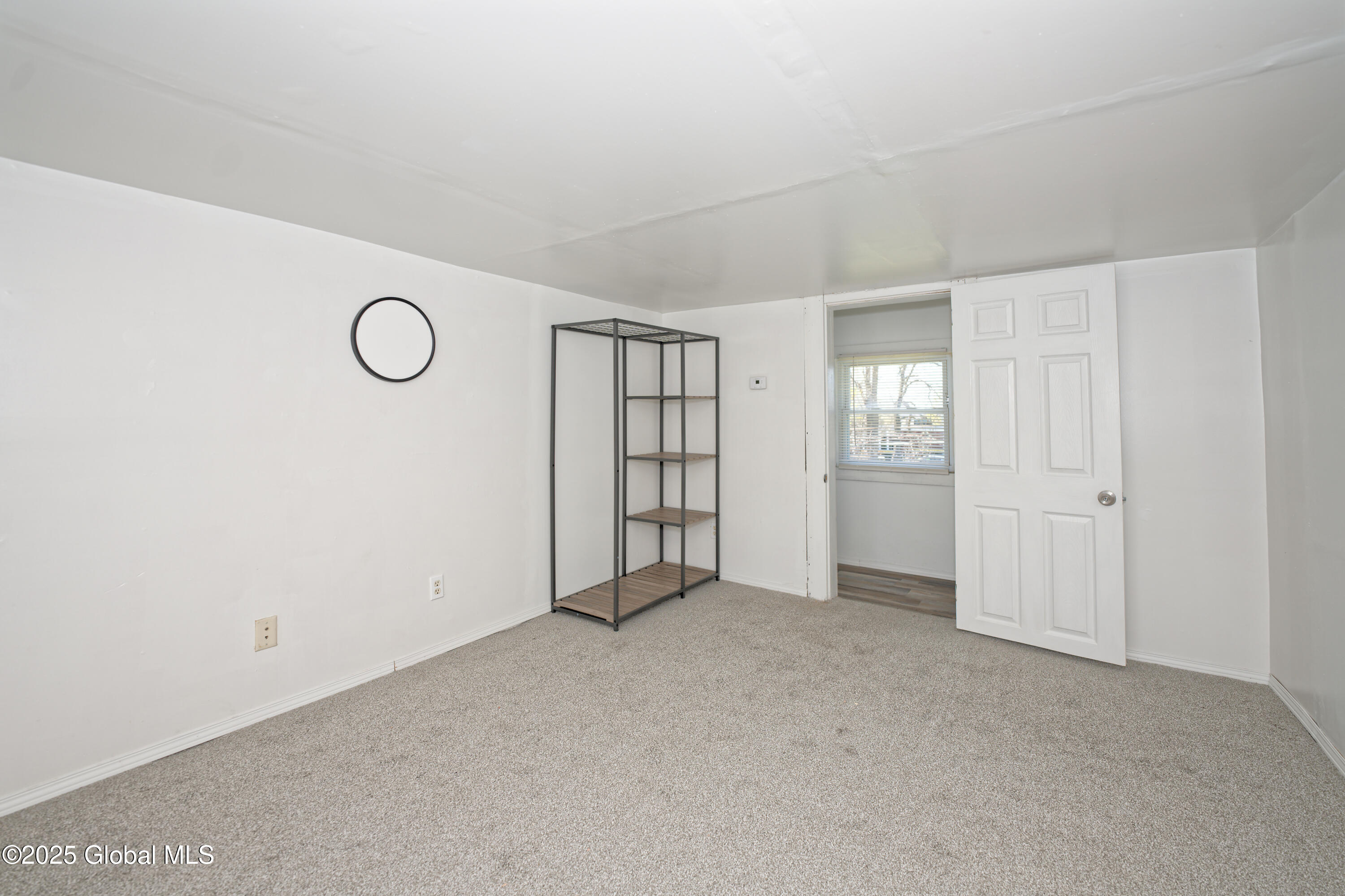 106 W Green Street