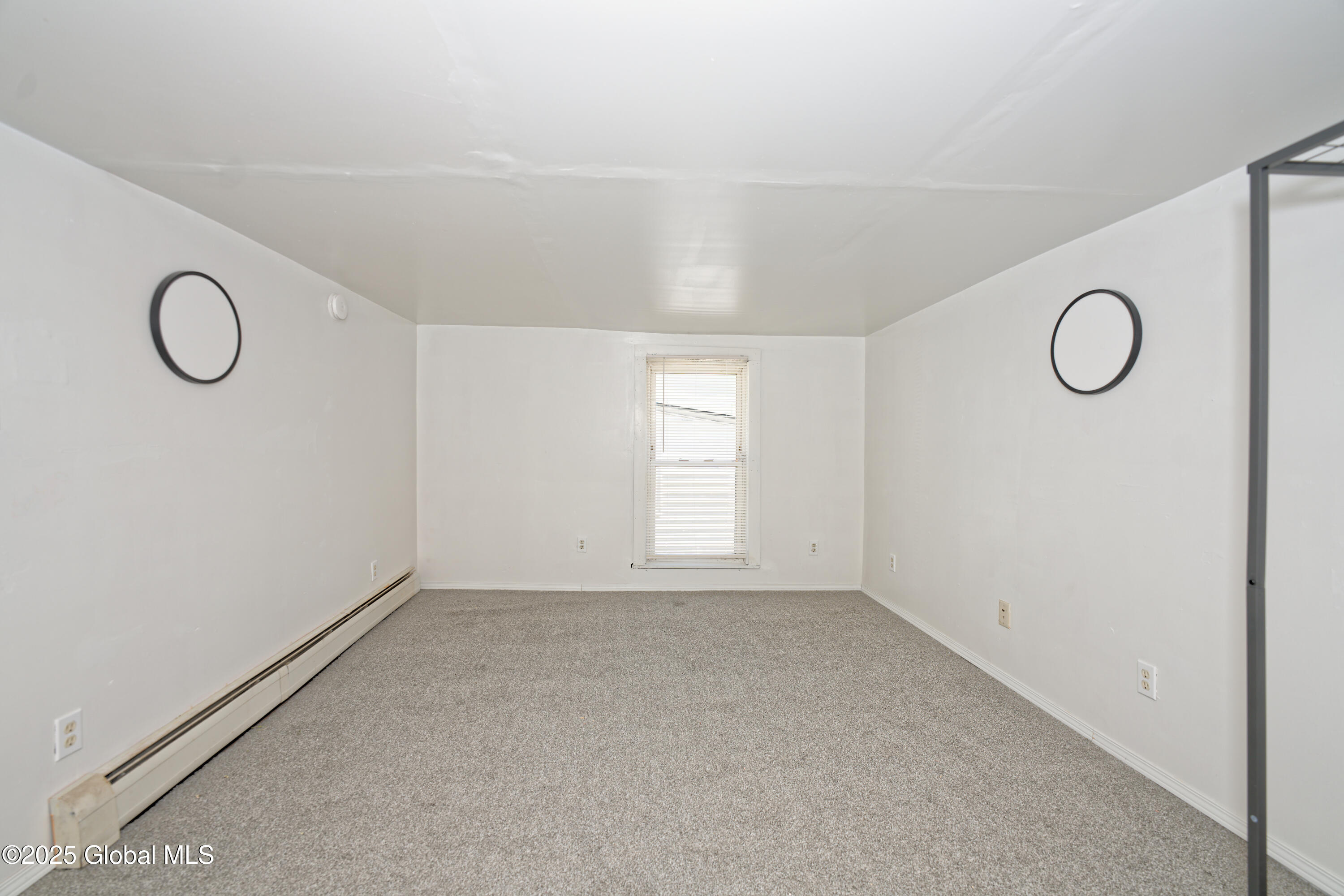 106 W Green Street