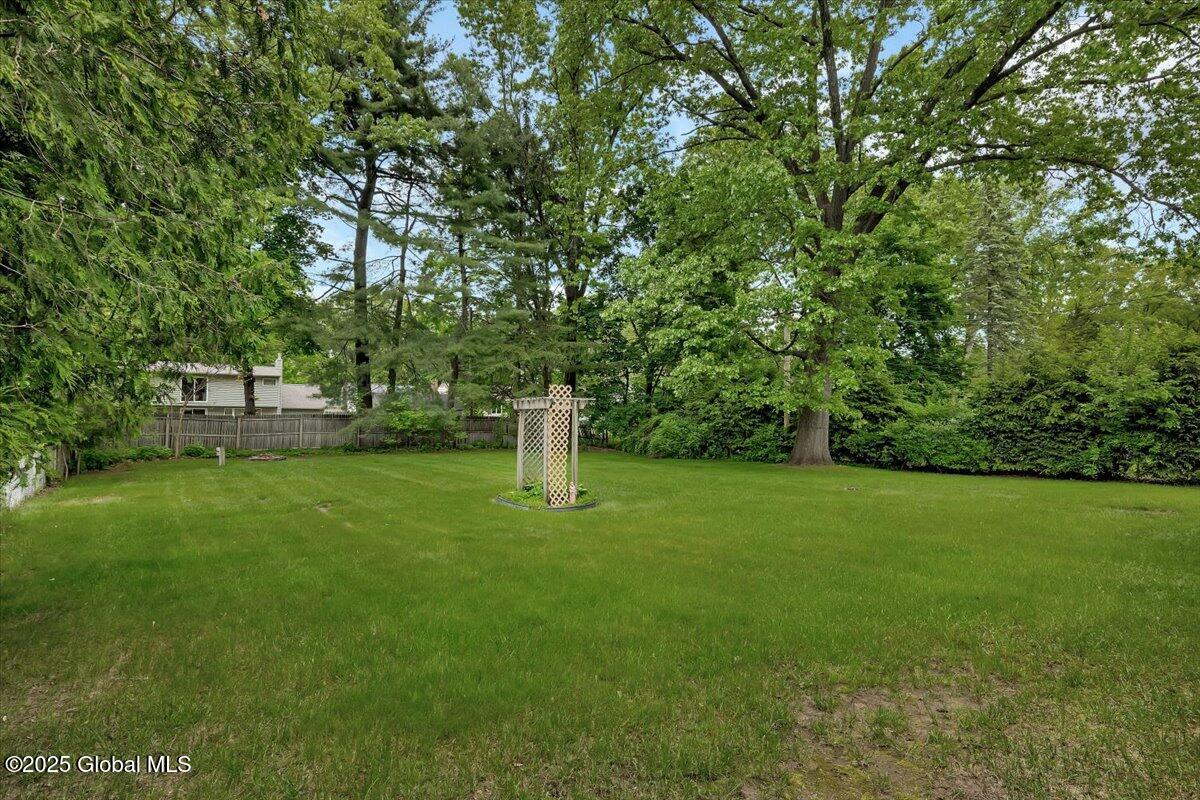 27 Cedar Lane