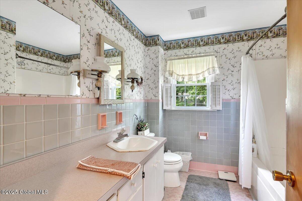 27 Cedar Lane