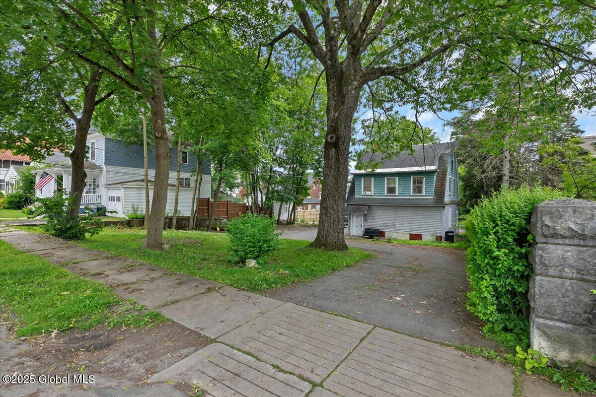 253 Guy Park Avenue