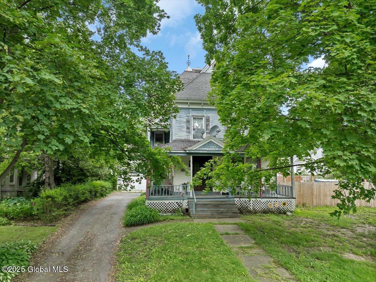 253 Guy Park Avenue