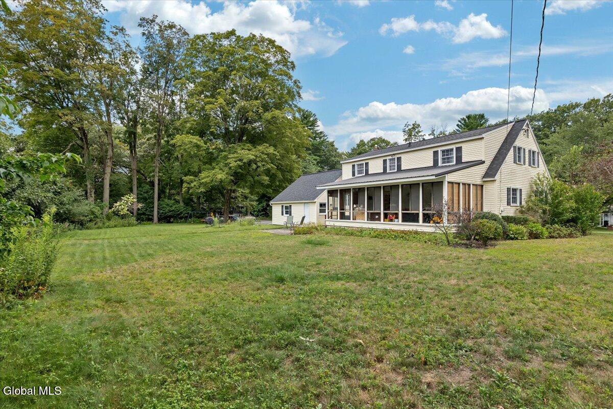 8 Cedar Lane