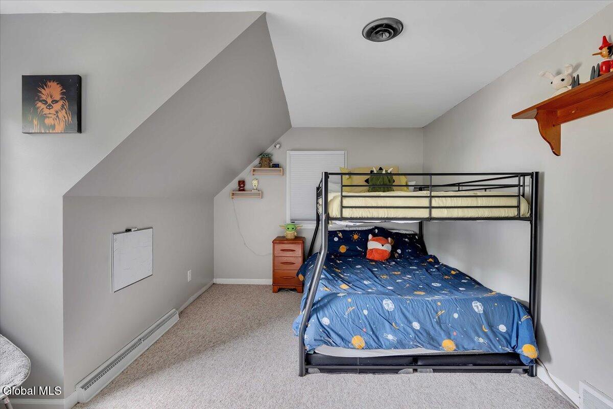 8 Cedar Lane
