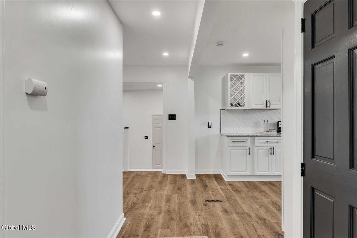 1687 County Highway 107