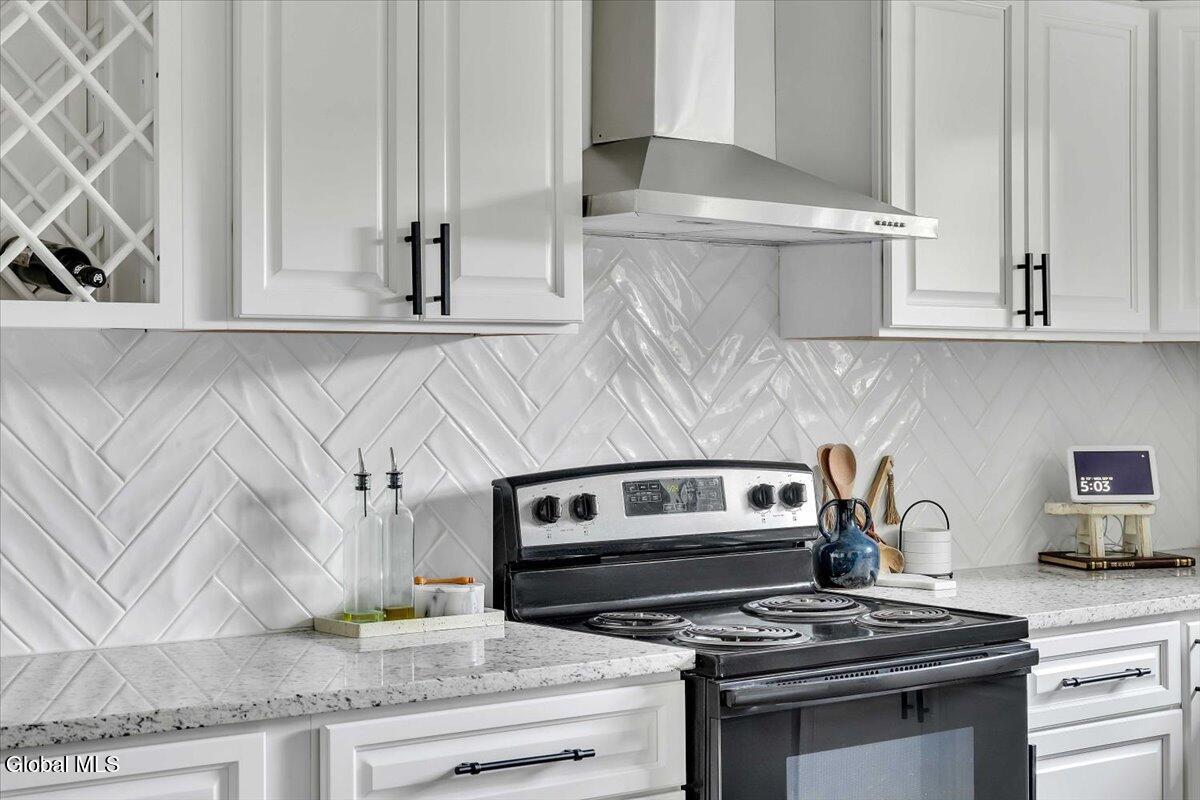 1687 County Highway 107