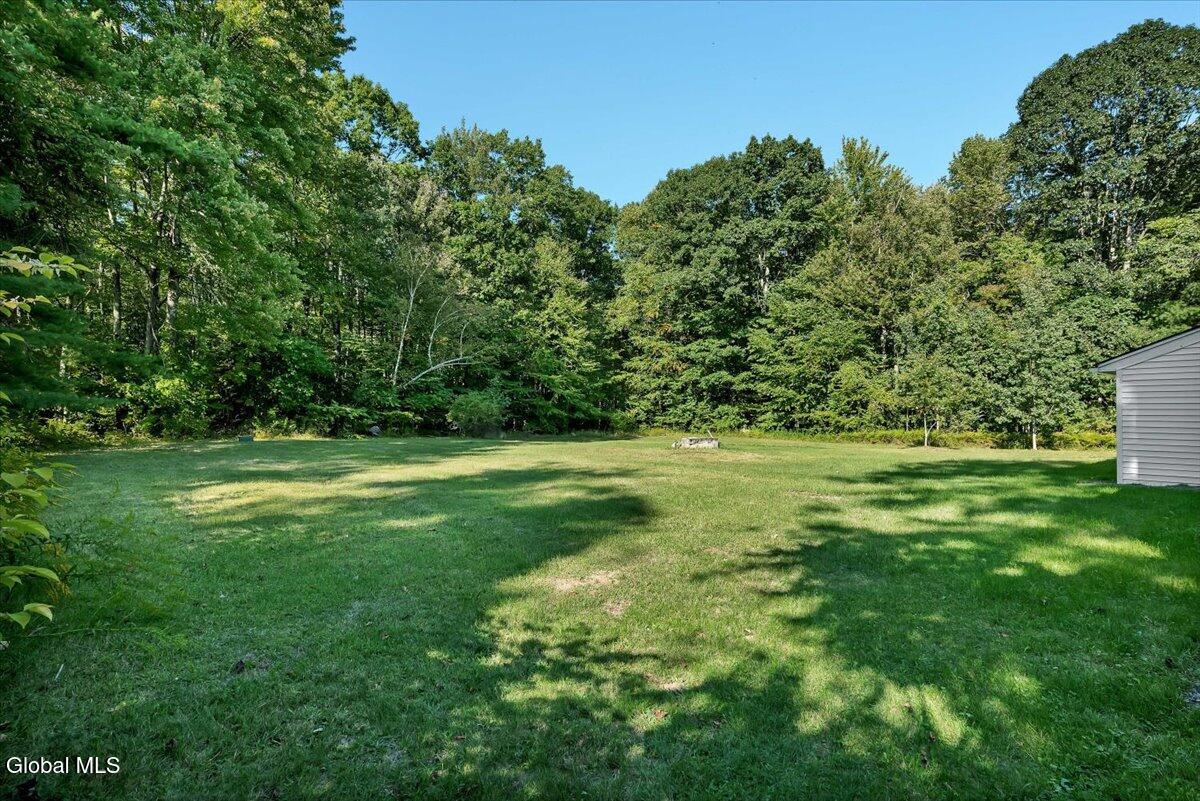 1687 County Highway 107