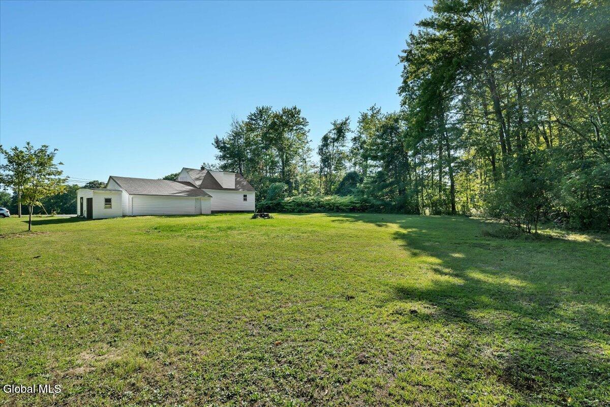 1687 County Highway 107