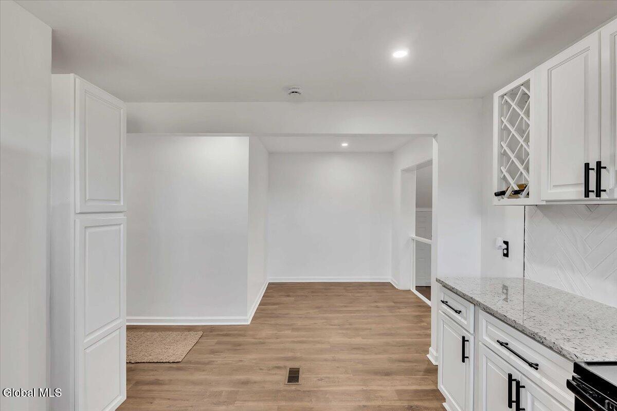 1687 County Highway 107