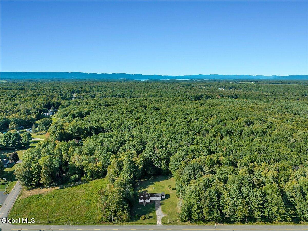 1687 County Highway 107