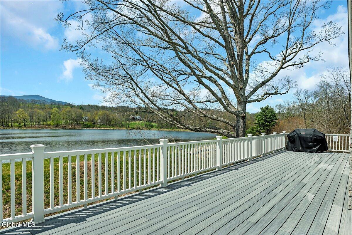 145 Rockefeller Lake Road