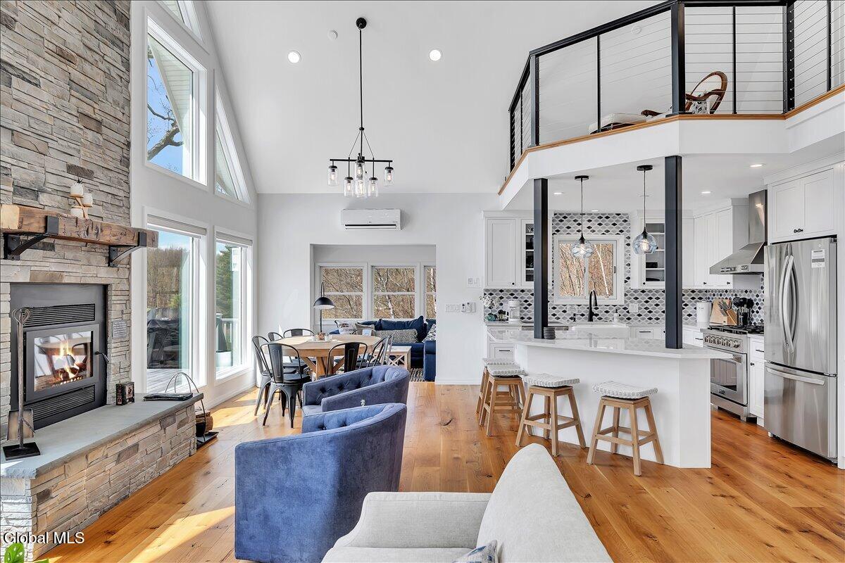 145 Rockefeller Lake Road