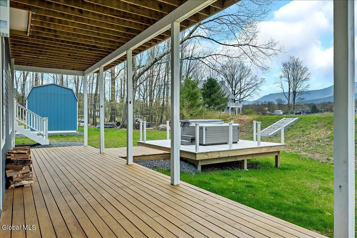 145 Rockefeller Lake Road