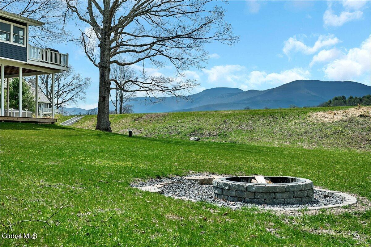 145 Rockefeller Lake Road