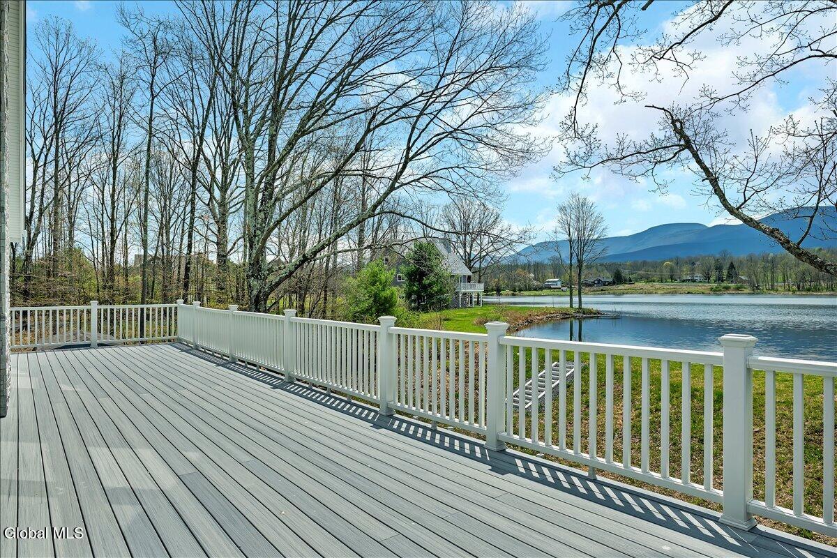 145 Rockefeller Lake Road