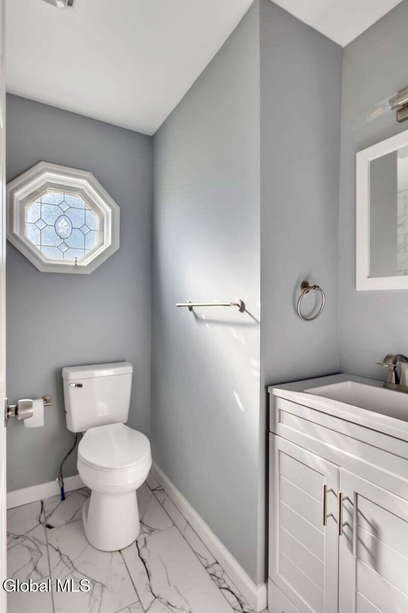 12 Taylor Street, Cohoes