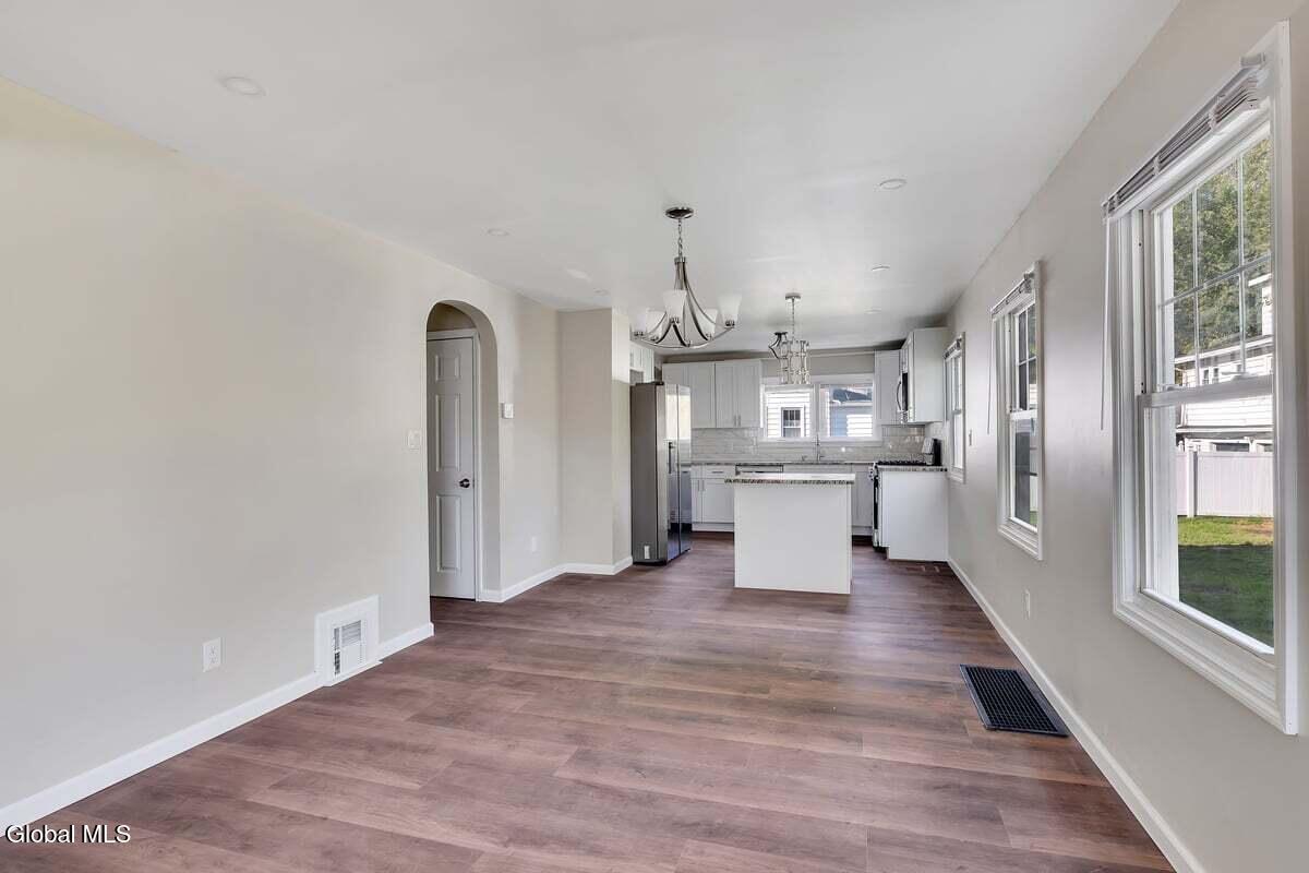 12 Taylor Street, Cohoes