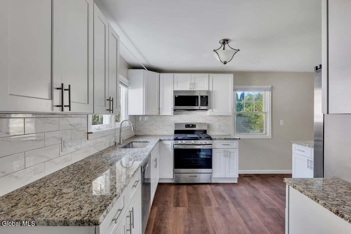 12 Taylor Street, Cohoes