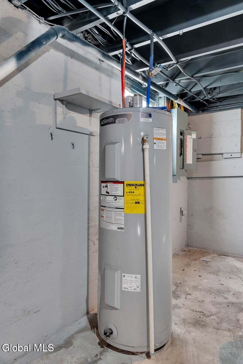 12 Taylor Street, Cohoes