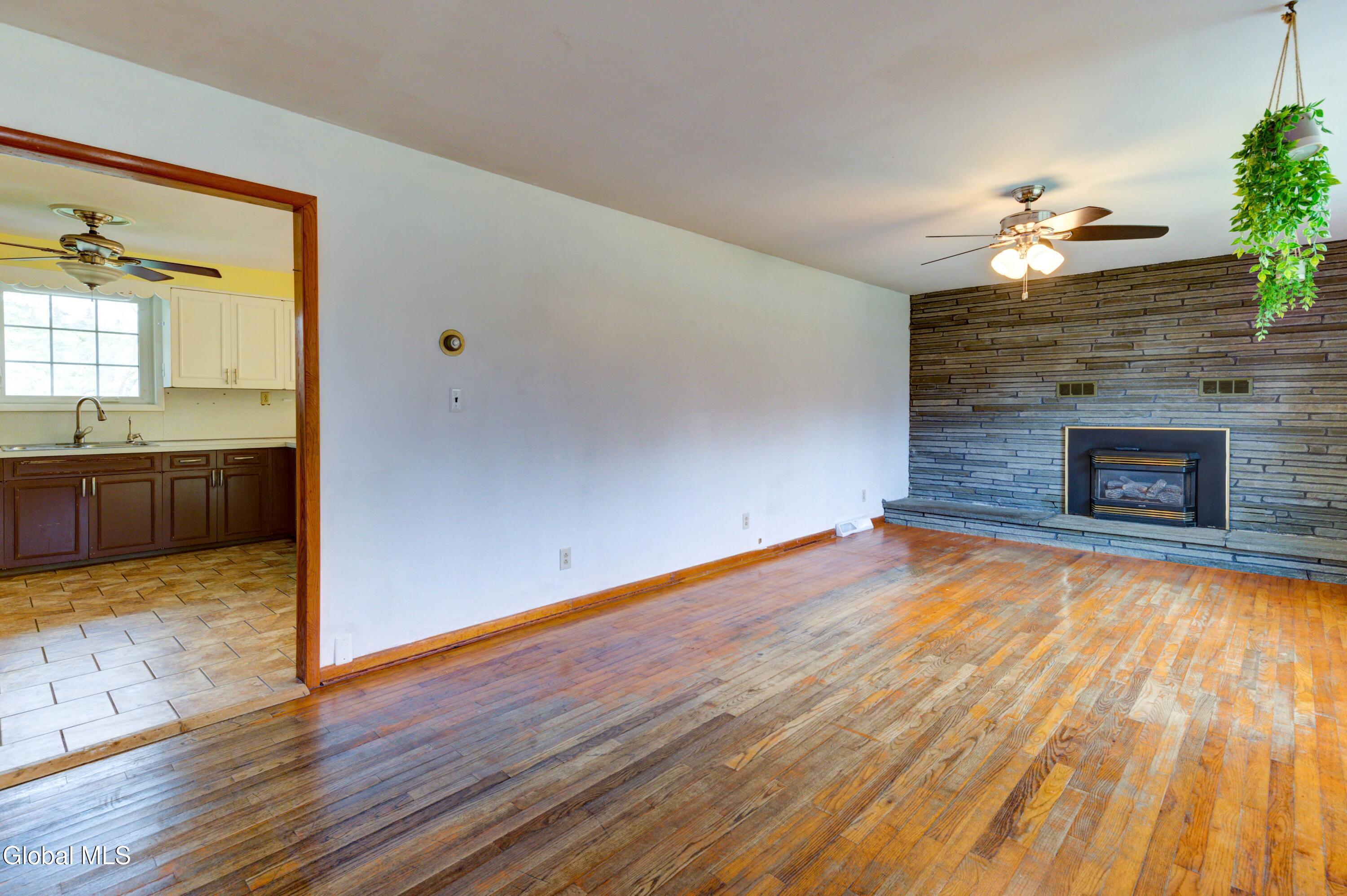 4126 Duanesburg Churches Road