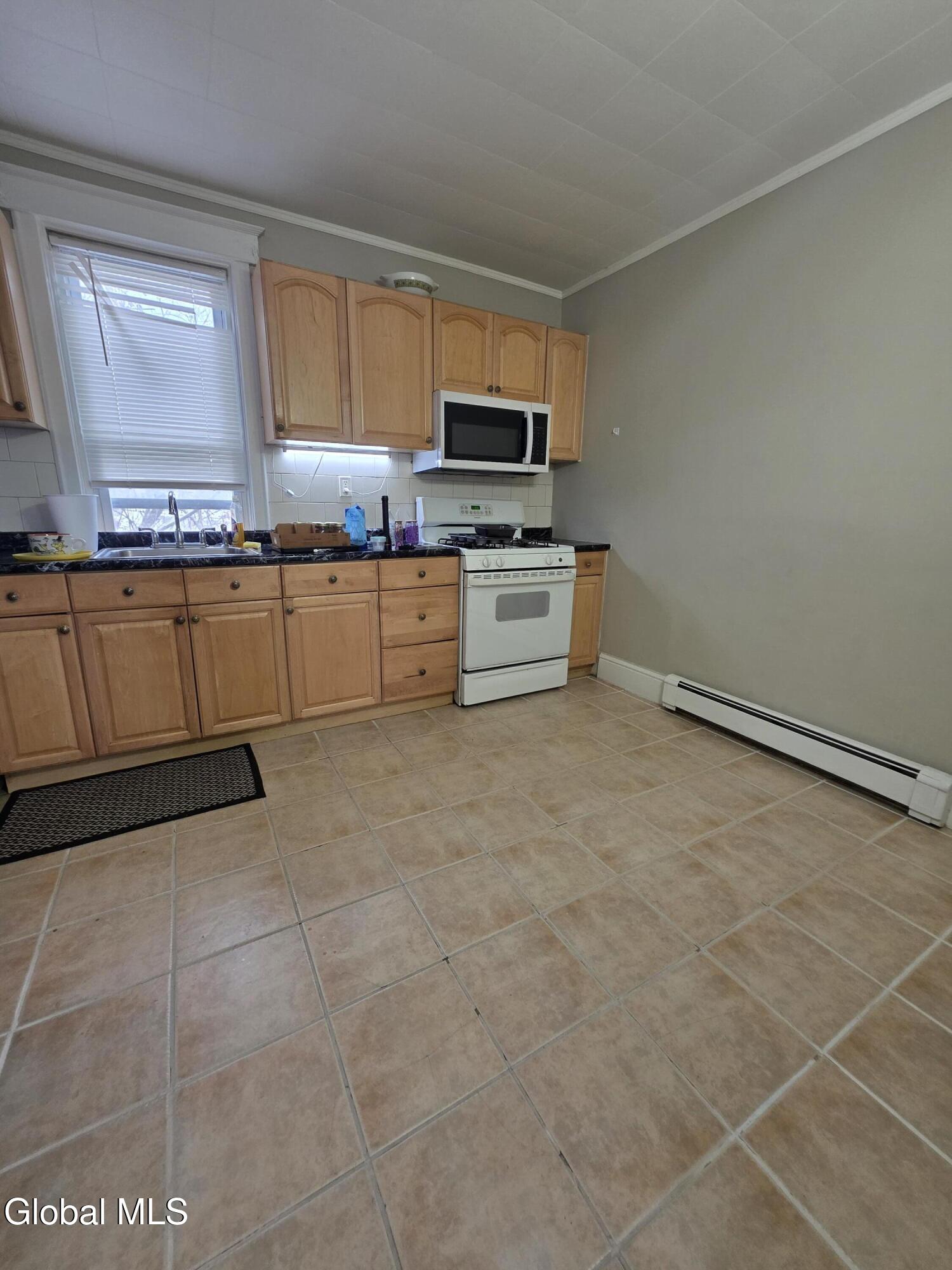 26 Van Derveer Street