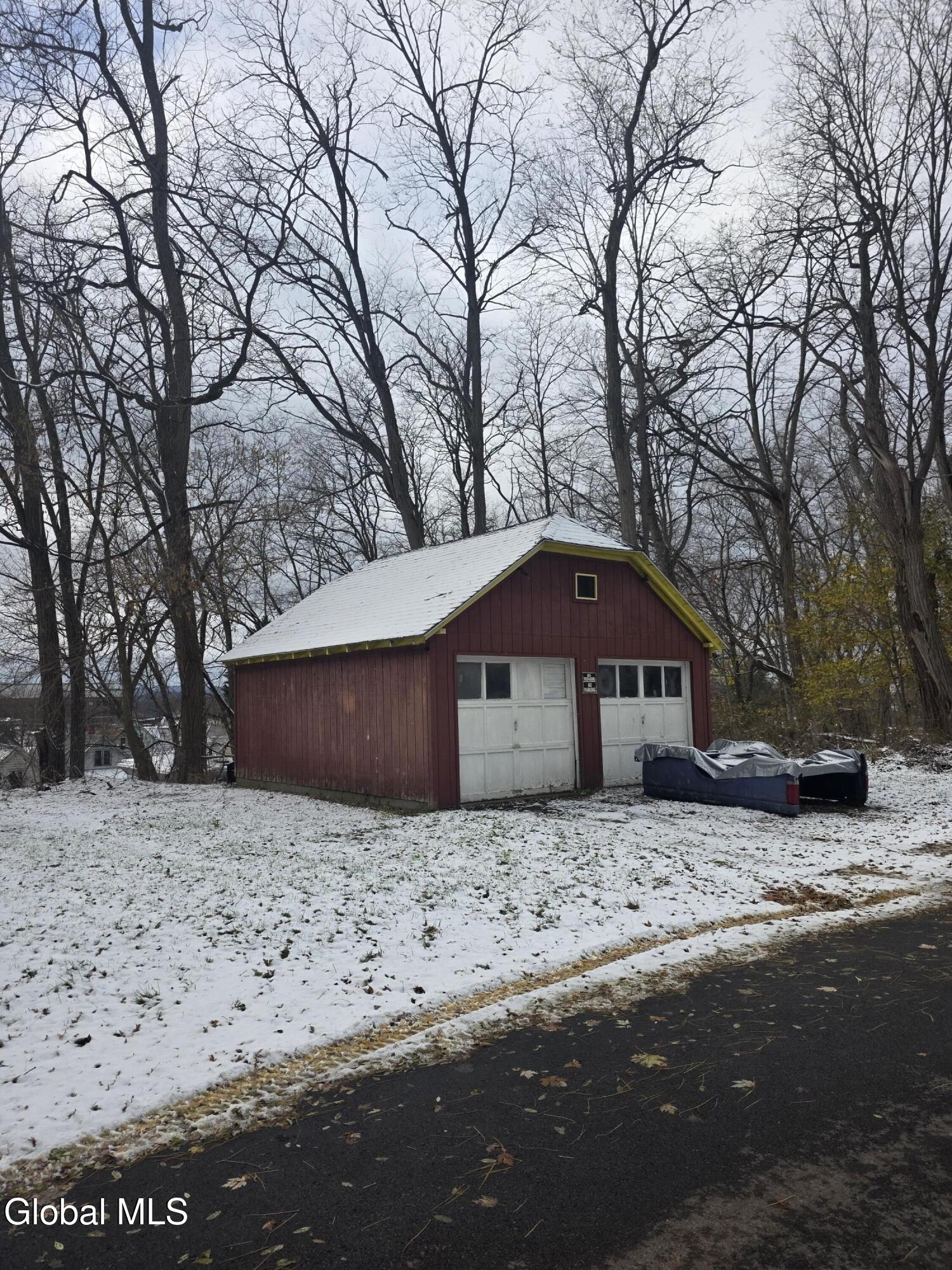 26 Van Derveer Street