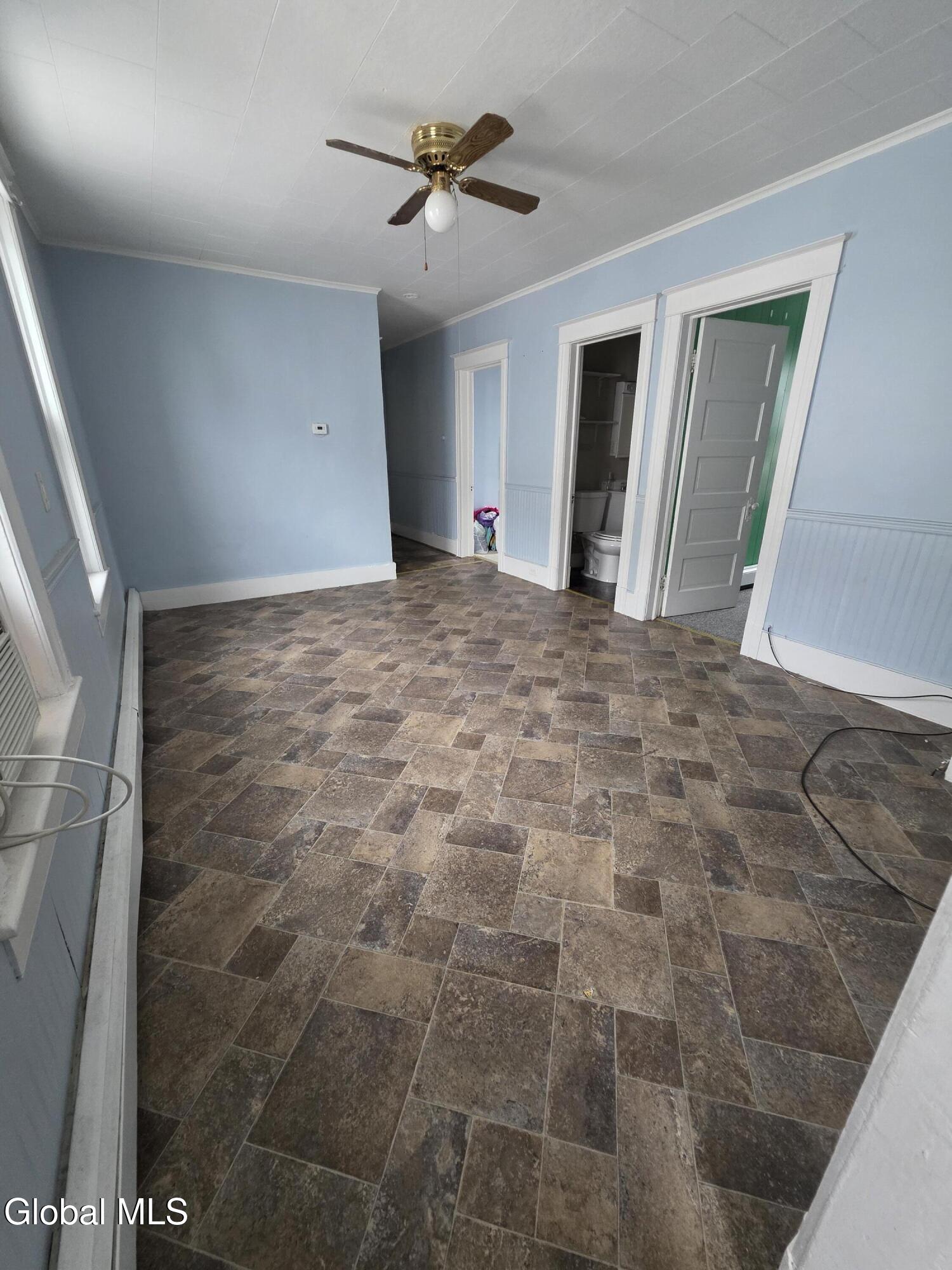 26 Van Derveer Street